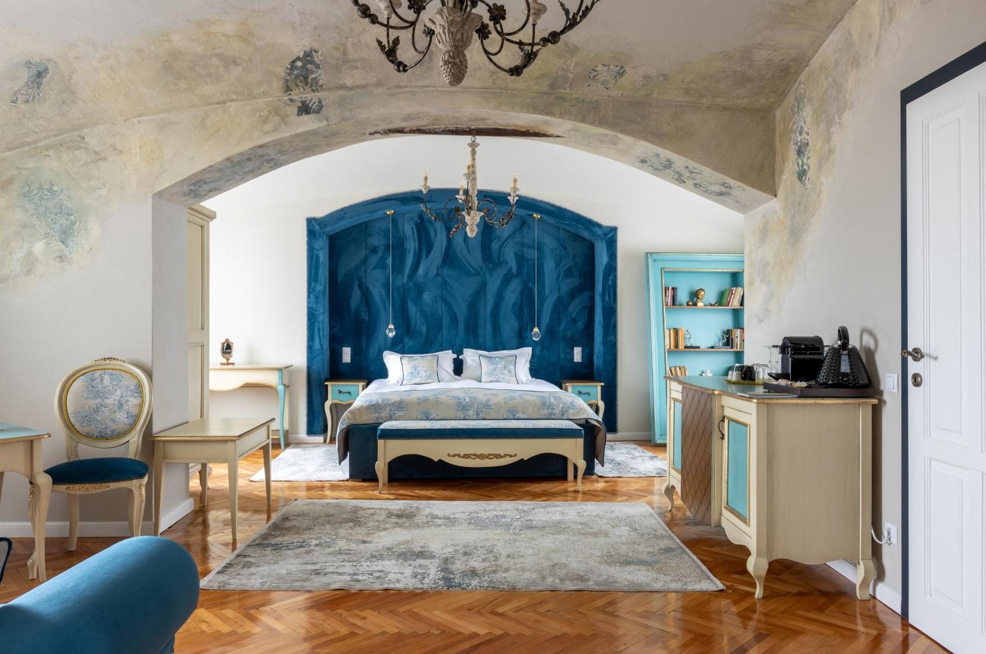 Magister Seven Bed & Breakfast Сибиу Екстериор снимка