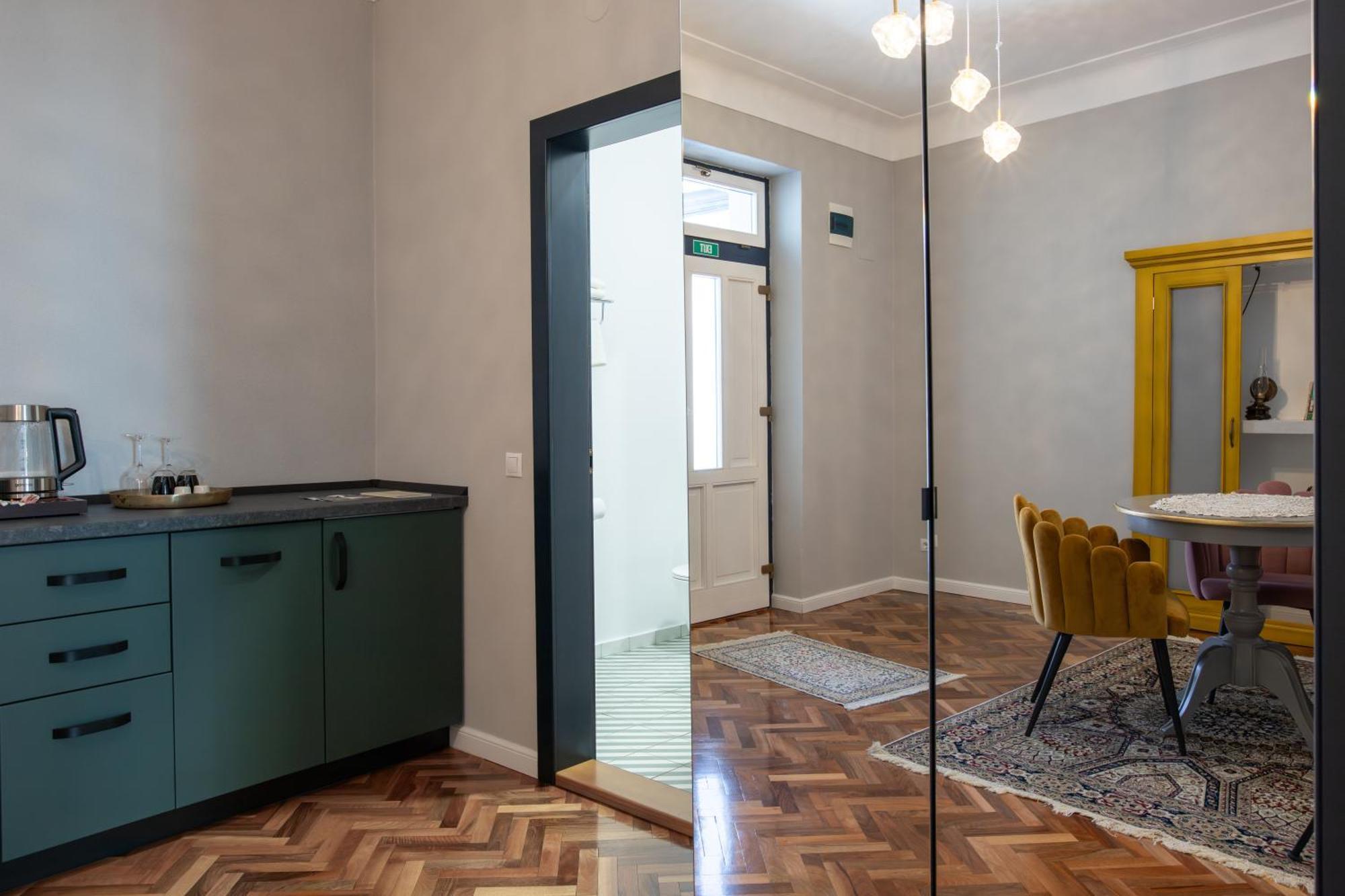 Magister Seven Bed & Breakfast Сибиу Екстериор снимка