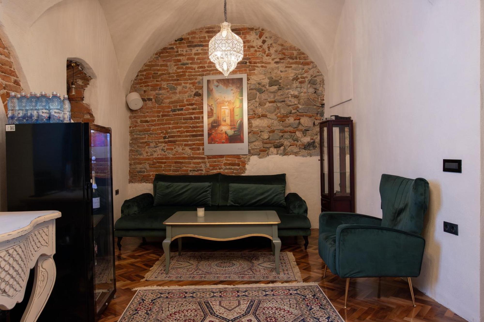 Magister Seven Bed & Breakfast Сибиу Екстериор снимка