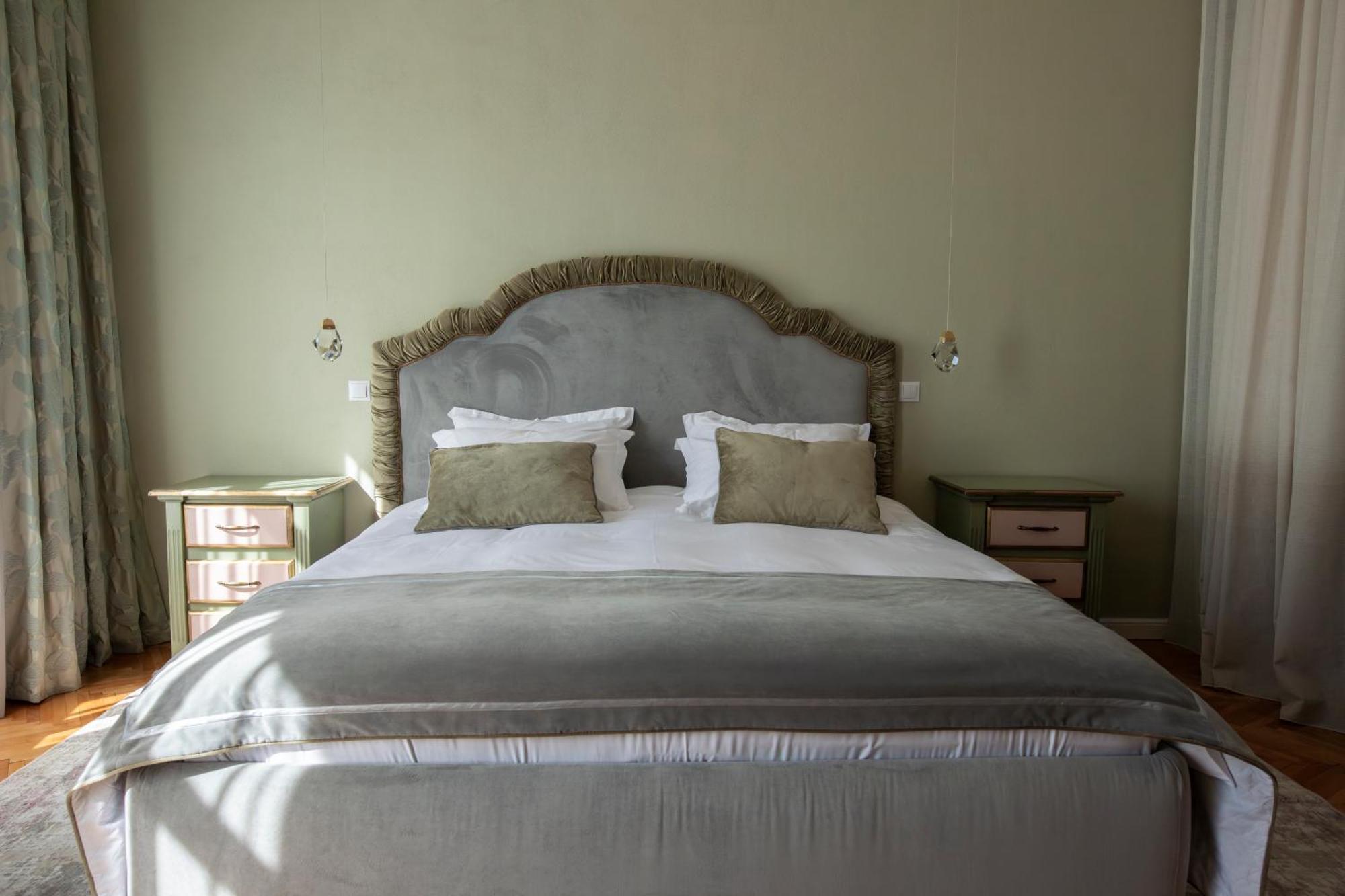Magister Seven Bed & Breakfast Сибиу Екстериор снимка