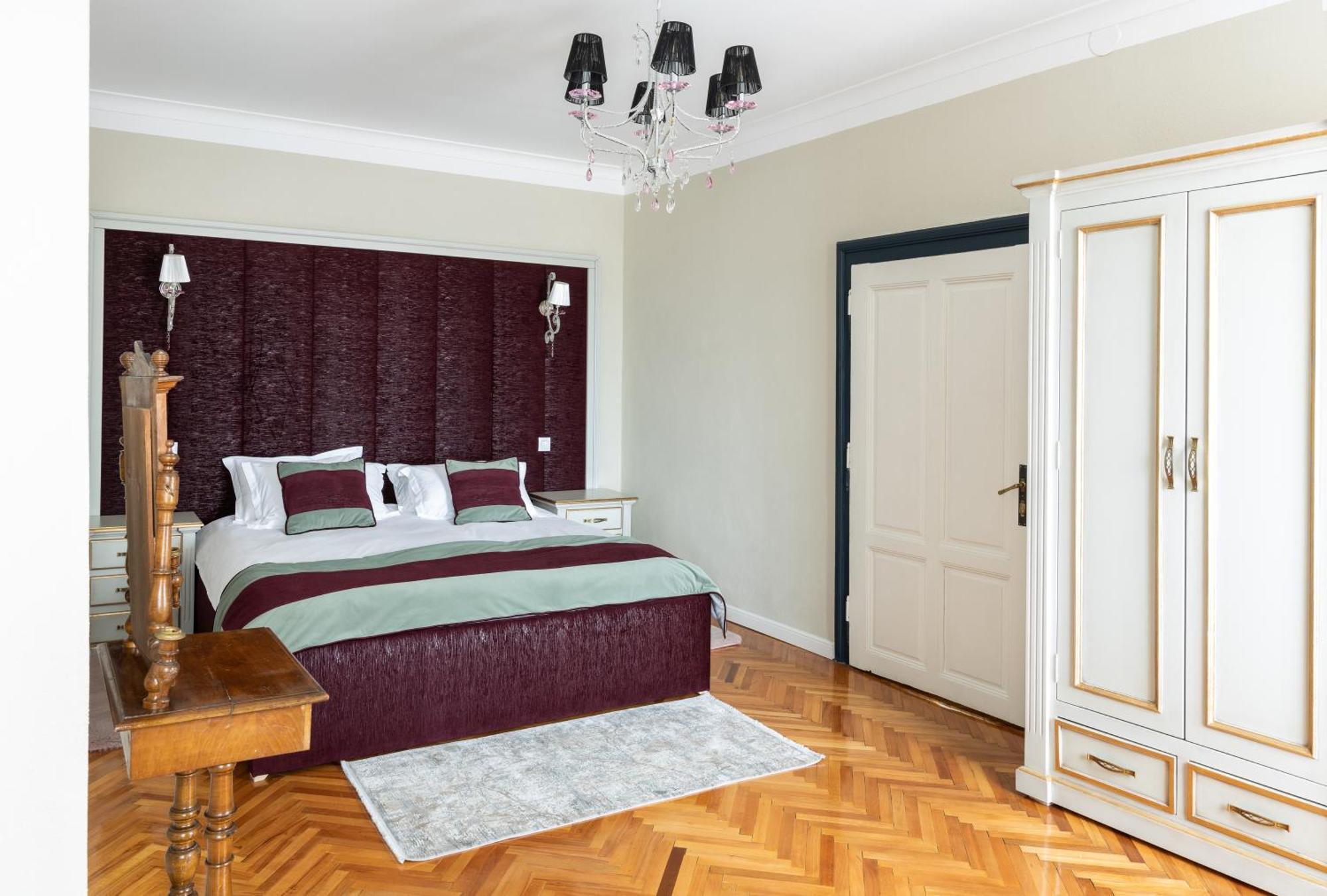 Magister Seven Bed & Breakfast Сибиу Екстериор снимка