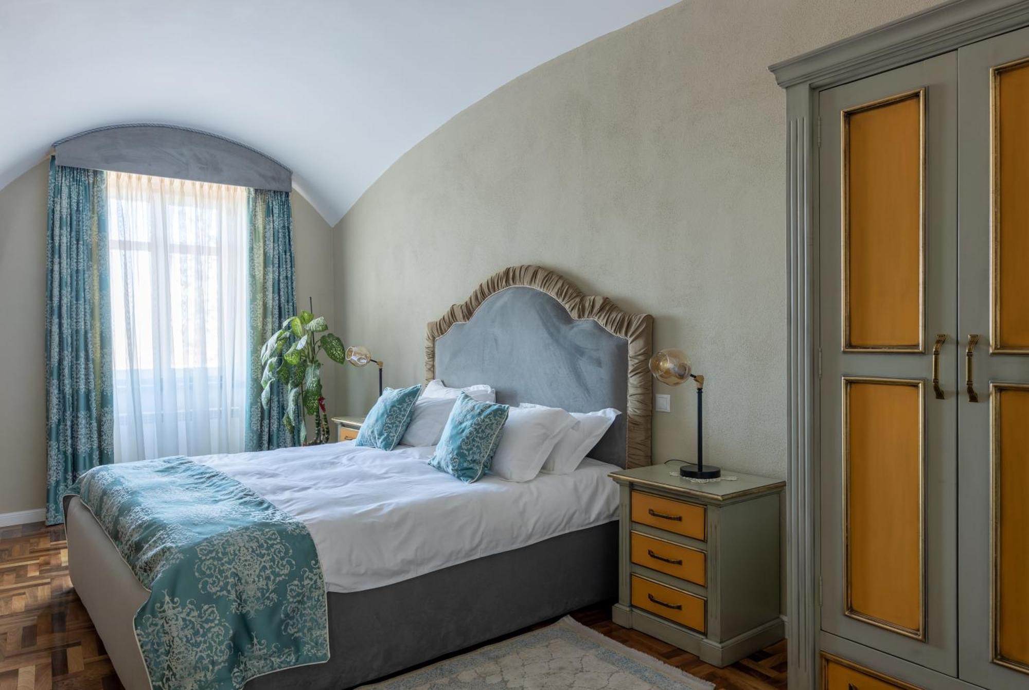 Magister Seven Bed & Breakfast Сибиу Екстериор снимка